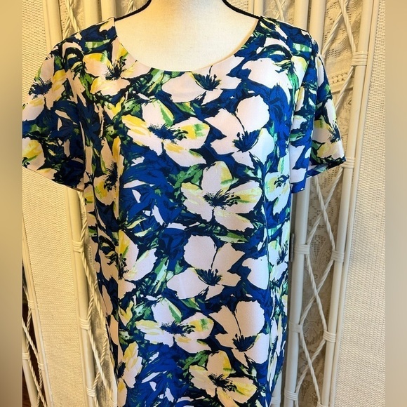 J. Crew Factory Top Blouse Blue White Yellow Floral Short Sleeve size Medium - Picture 4 of 16